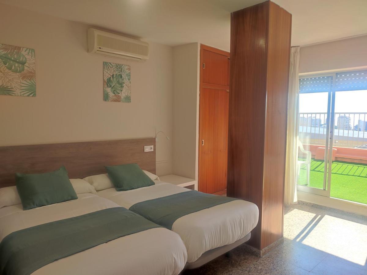 Hostal Garamar Benicassim Ngoại thất bức ảnh